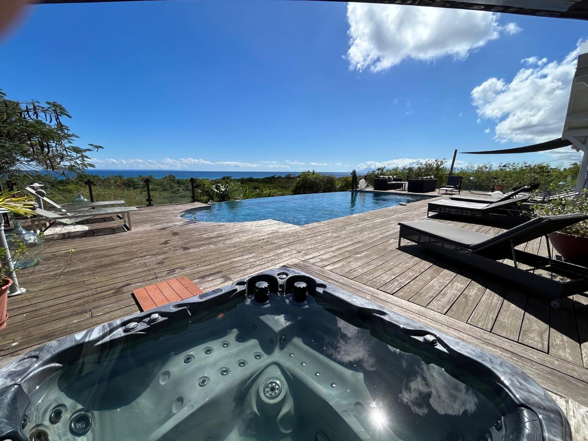 Villa Deluxe L'Hacienda Villa Vue Mer 180 Piscine Jacuzzi Proche Plage Marina Golf Pointe Des Chateaux Et Casino Jardin Clos Voyage Durable Saint-Francois  Exteriér fotografie